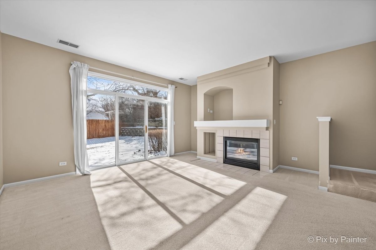 2424 Oneida Lane Naperville, IL 60563 - Photo 7 of 29