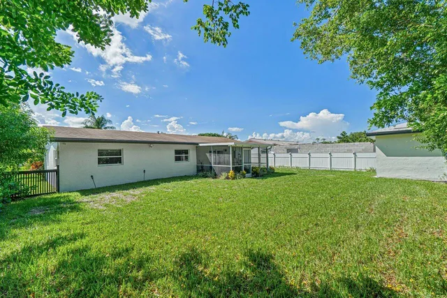 $2,800 | 1250 Southwest 6th Avenue, Deerfield Beach, FL 33441