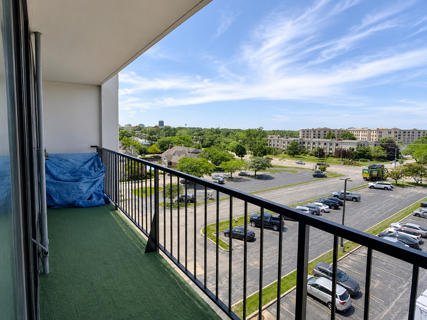 2005 South Finley Road, Unit 612 Lombard, IL 60148 - Photo 8 of 17