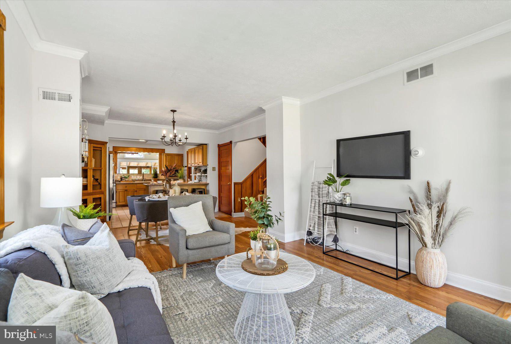 351 Upperlanding Road Essex, MD 21221 - Photo 4 of 36