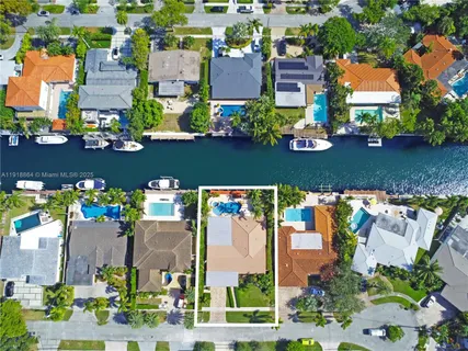 an aerial view of multiple house