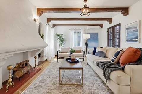$699,000 | 2525 Fashion Avenue, Long Beach, CA 90810