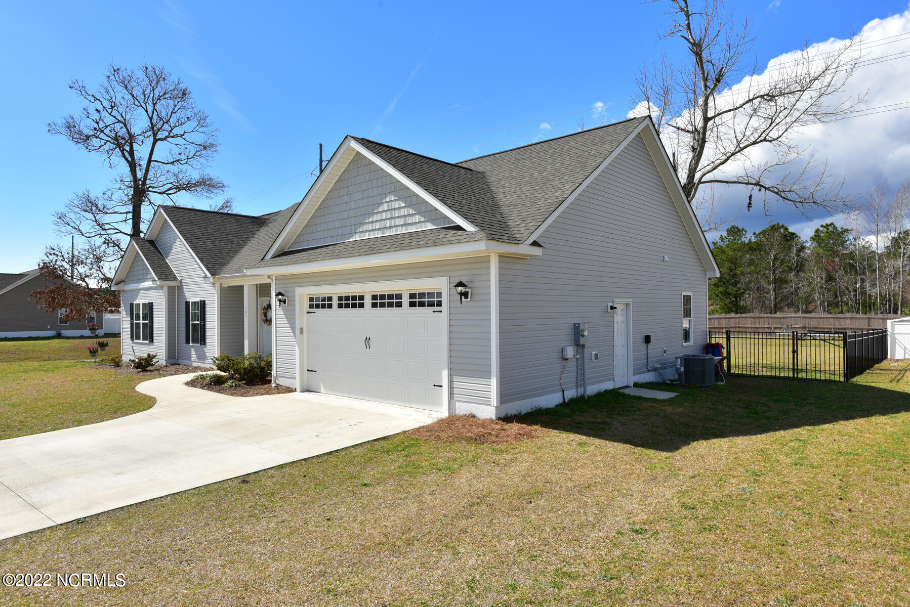 107 Echo Ridge Road Swansboro, NC 28584 - Photo 4 of 40 010