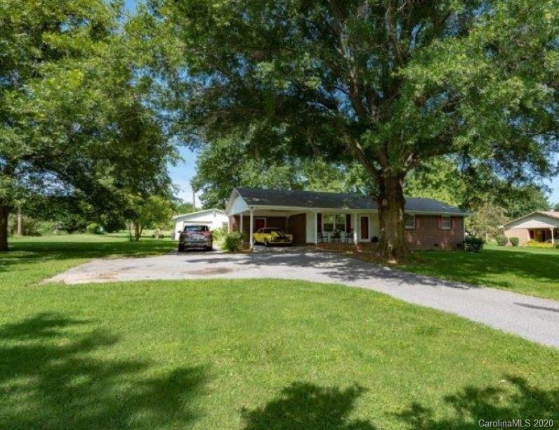3407 Anderson Mountain Road Maiden, NC 28650 - Photo 5 of 27 Gallery Image 5