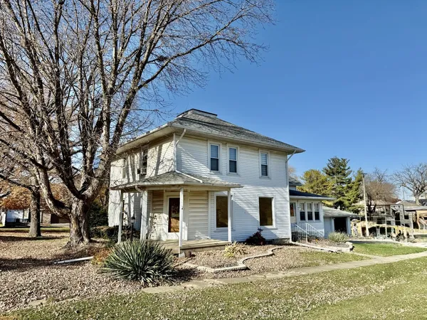$175,500 | 107 North Oneca Street, Tonica, IL 61370