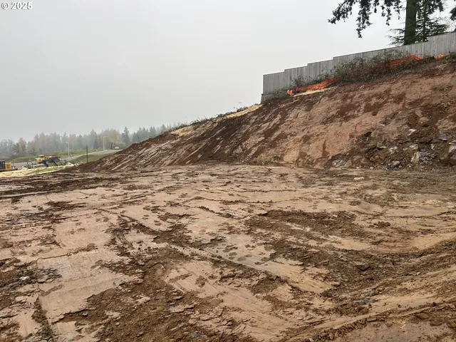 $225,000 | 16092 Serres Farms Way, Unit 51, Oregon City, OR 97045