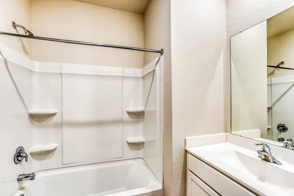 $1,870 | 7531 Tipton Meadow Way, Richmond, TX 77469