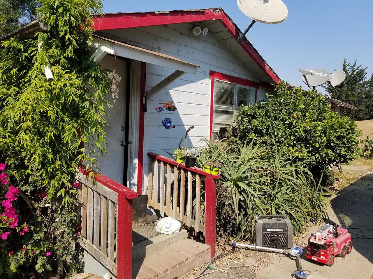 45 Sill Road Watsonville, CA 95076 - Photo 7 of 9 Gallery Image 7