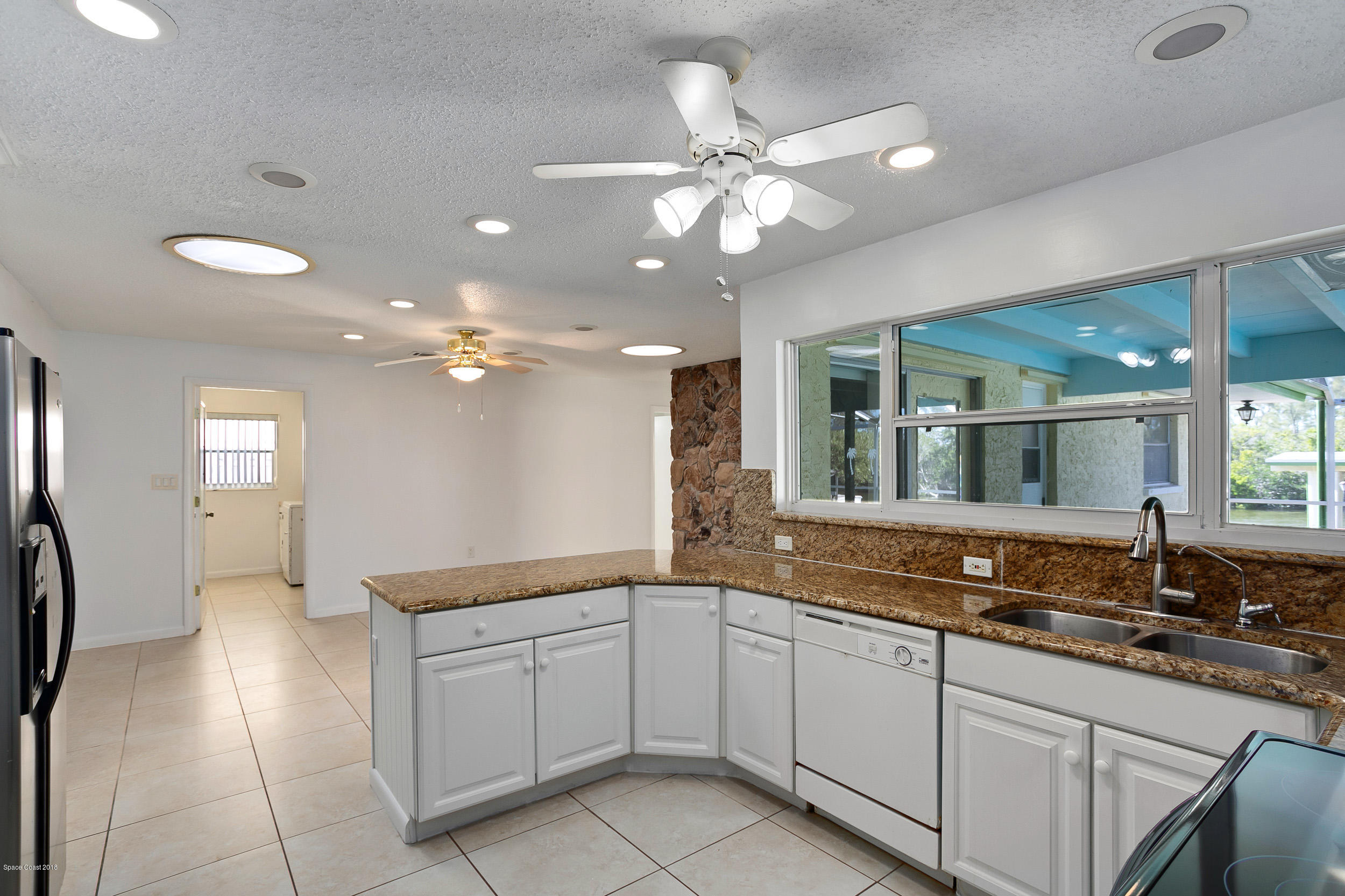 120 La Riviere Road Cocoa Beach, FL 32931 - Photo 5 of 33 Kitchen