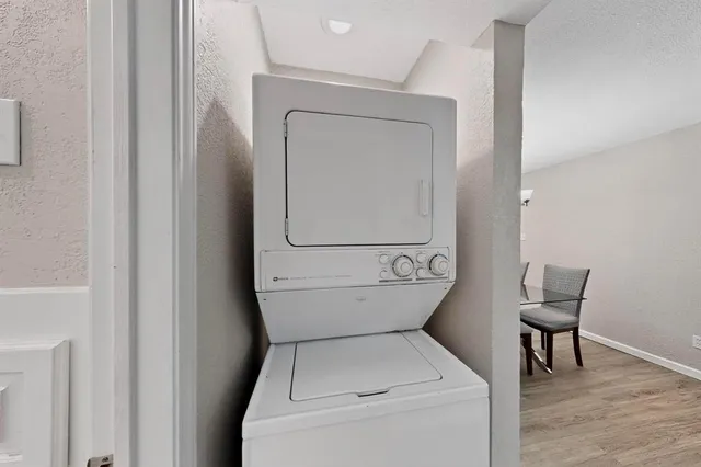 $265,000 | 218 North Beacon Street, Unit 108, Dallas, TX 75214