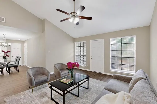 $265,000 | 218 North Beacon Street, Unit 108, Dallas, TX 75214