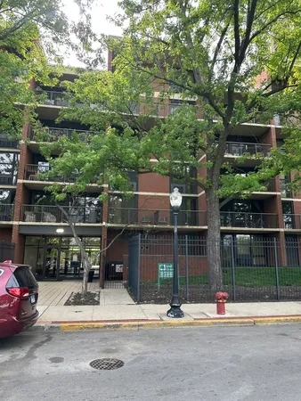 $115,000 | 3021 South Michigan Avenue, Unit 311, Chicago, IL 60616