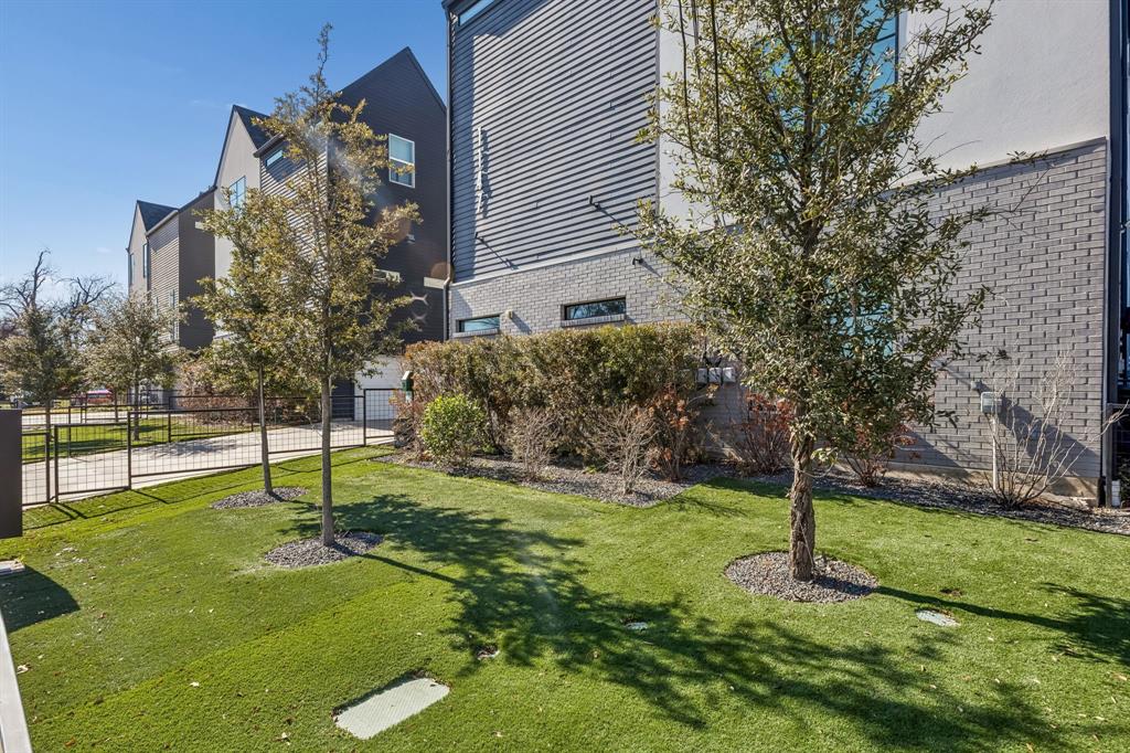 1147 North Madison Avenue, Unit 107 Dallas, TX 75208 - Photo 2 of 23