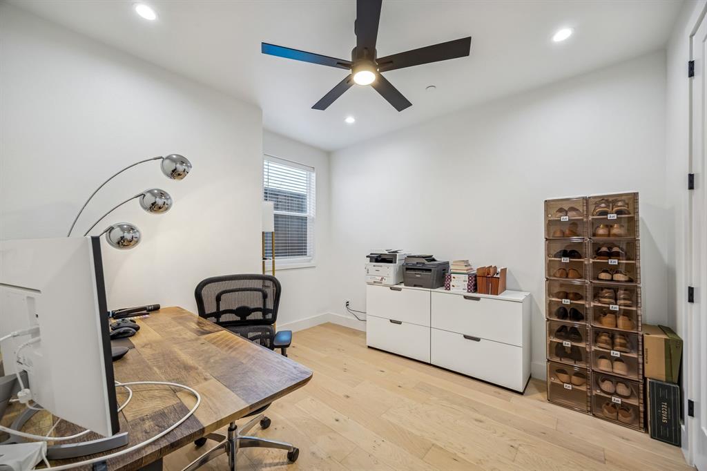 1147 North Madison Avenue, Unit 107 Dallas, TX 75208 - Photo 3 of 23