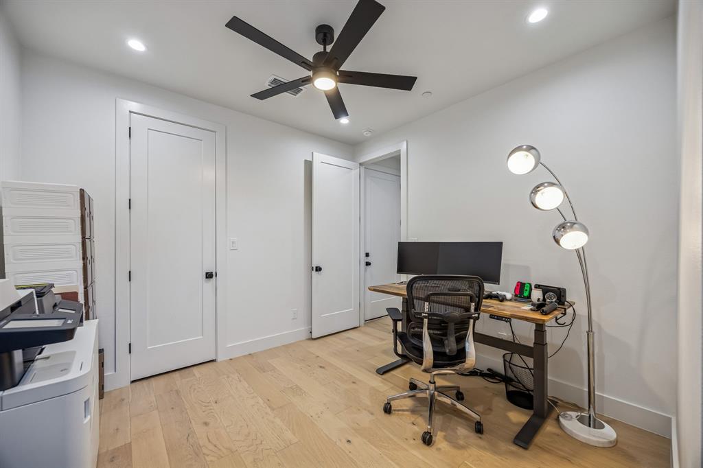 1147 North Madison Avenue, Unit 107 Dallas, TX 75208 - Photo 4 of 23