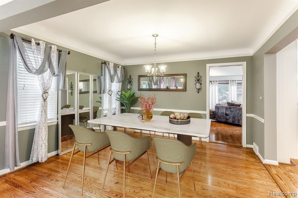 1263 Whittier Road Grosse Pointe Park, MI 48230 - Photo 7 of 39
