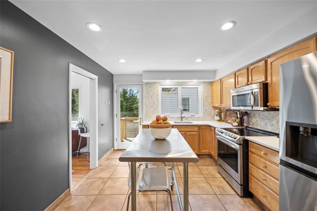 7134 Roycrest Place Pittsburgh, PA 15208 - Photo 14 of 42