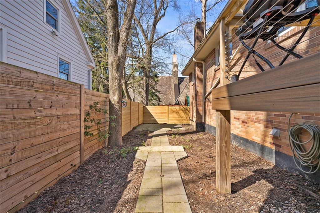 7134 Roycrest Place Pittsburgh, PA 15208 - Photo 40 of 42