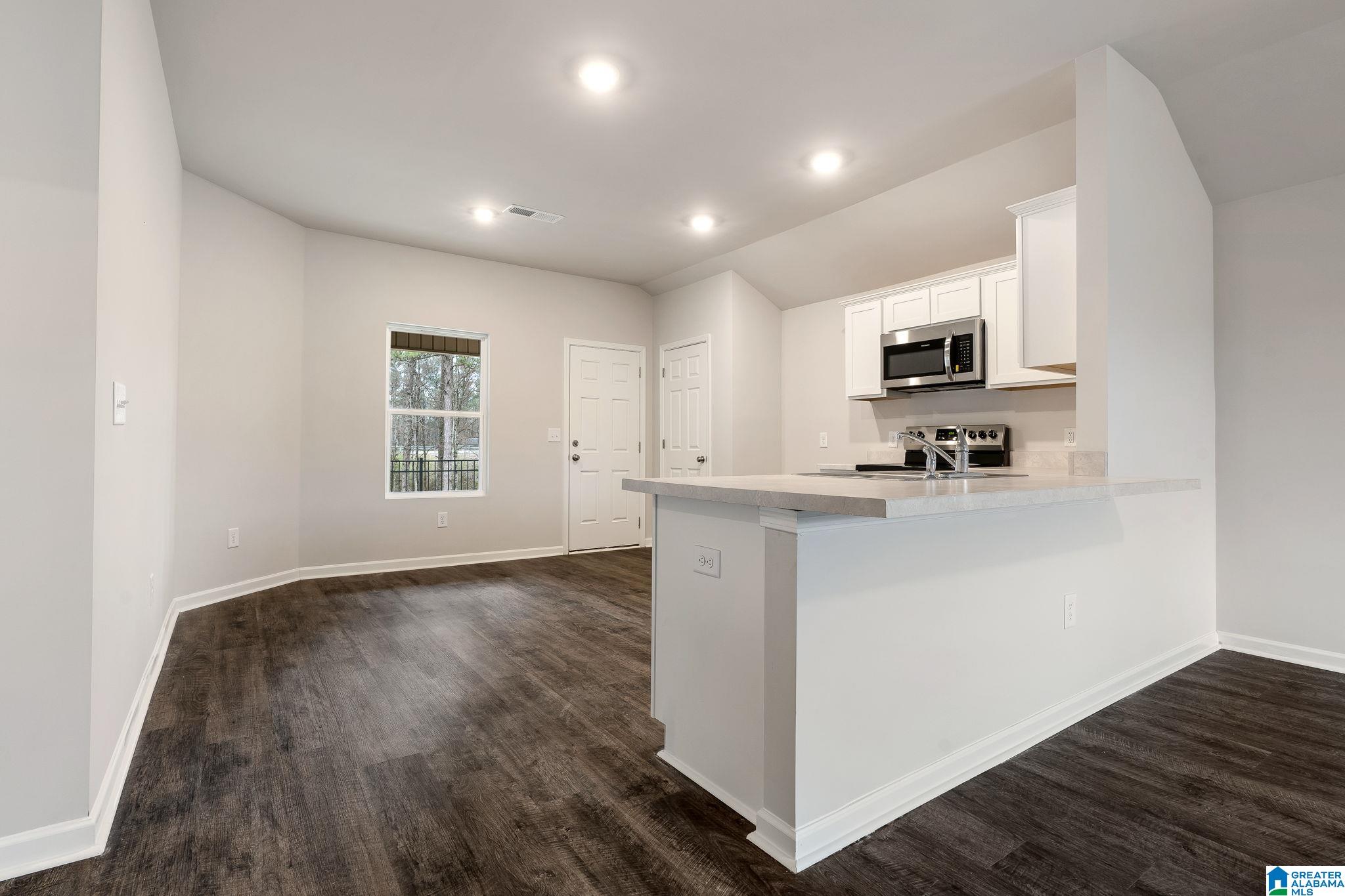 54 Trophy Loop Lincoln, AL 35096 - Photo 7 of 25