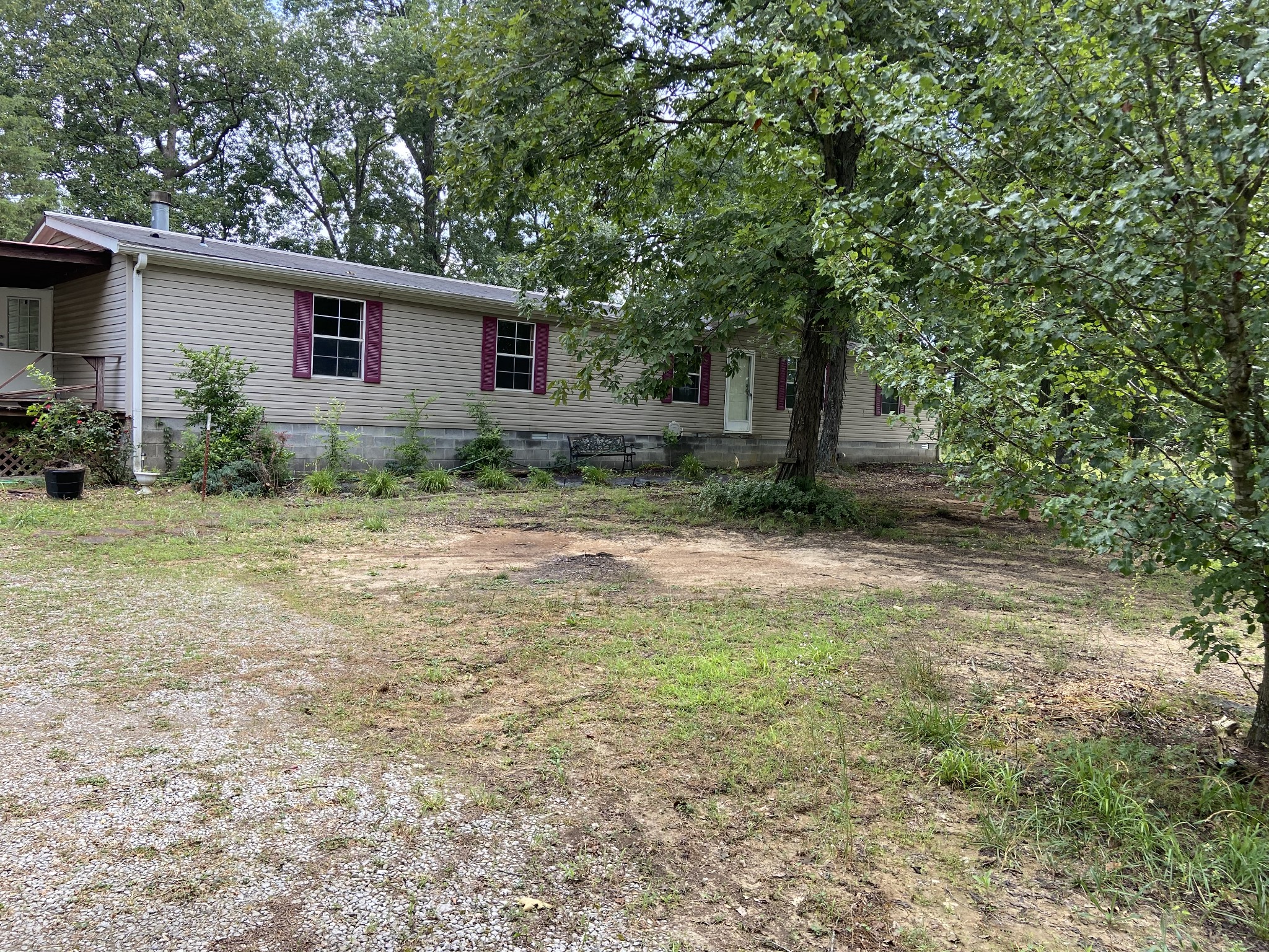 2264 Warner Bridge Road Shelbyville, TN 37160 - Photo 2 of 35 Gallery Image 2