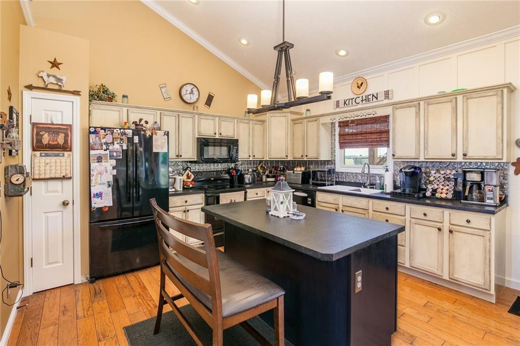 5650 Fessler-Buxton Road Houston, OH 45333 - Photo 6 of 45
