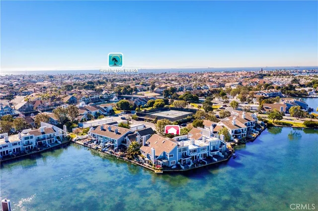 $2,599,000 | 16104 Tortola Circle, Huntington Beach, CA 92649