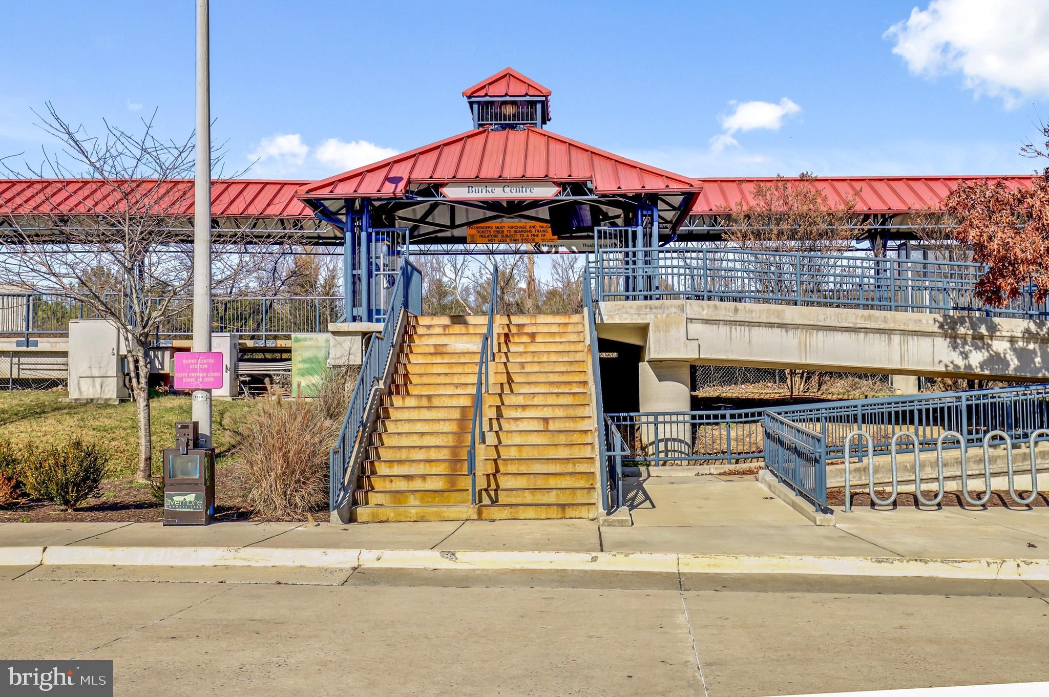 5837 Cove Landing Road, Unit 101 Burke, VA 22015 - Photo 34 of 35