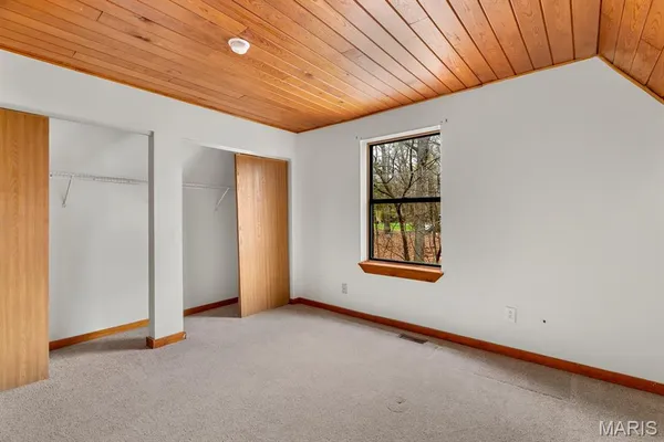 $260,000 | 1192 Quiver Court, Lake Sherwood, MO 63357