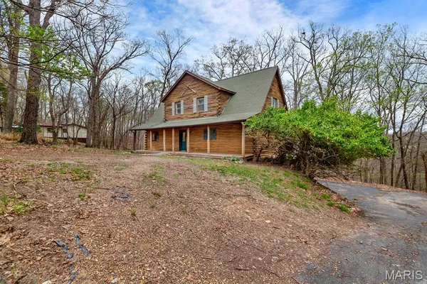 $260,000 | 1192 Quiver Court, Lake Sherwood, MO 63357