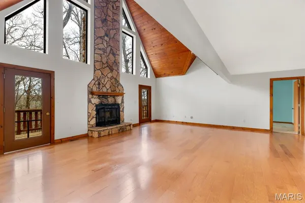 $260,000 | 1192 Quiver Court, Lake Sherwood, MO 63357