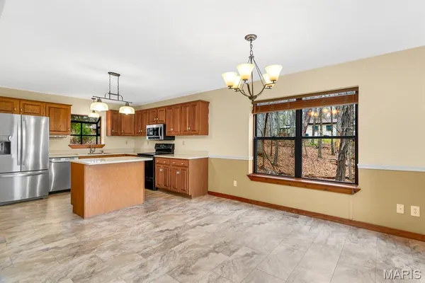 $260,000 | 1192 Quiver Court, Lake Sherwood, MO 63357