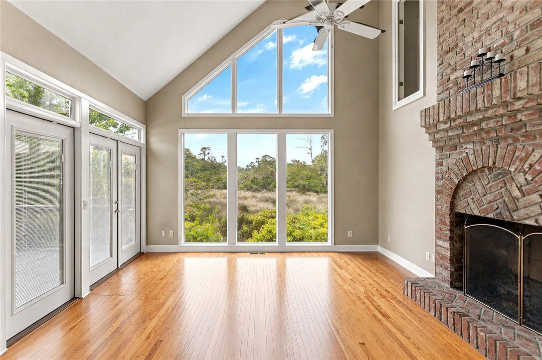 207 Military Road St. Simons Island, GA 31522 - Photo 4 of 23