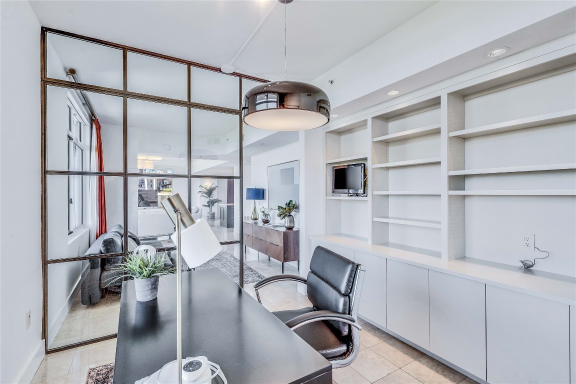 54 Rainey Street, Unit 1222 Austin, TX 78701 - Photo 21 of 40