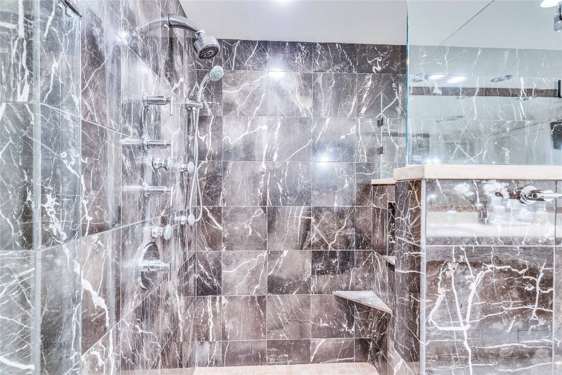 54 Rainey Street, Unit 1222 Austin, TX 78701 - Photo 31 of 40