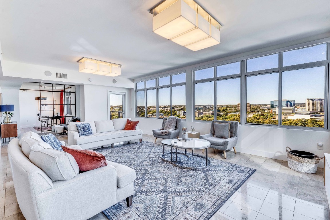 54 Rainey Street, Unit 1222 Austin, TX 78701 - Photo 6 of 40