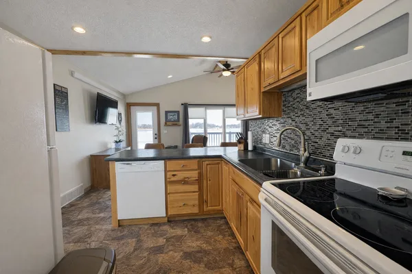 $799,000 | 13150 Maple Cir Drive Southeast, Glenwood, MN 56334