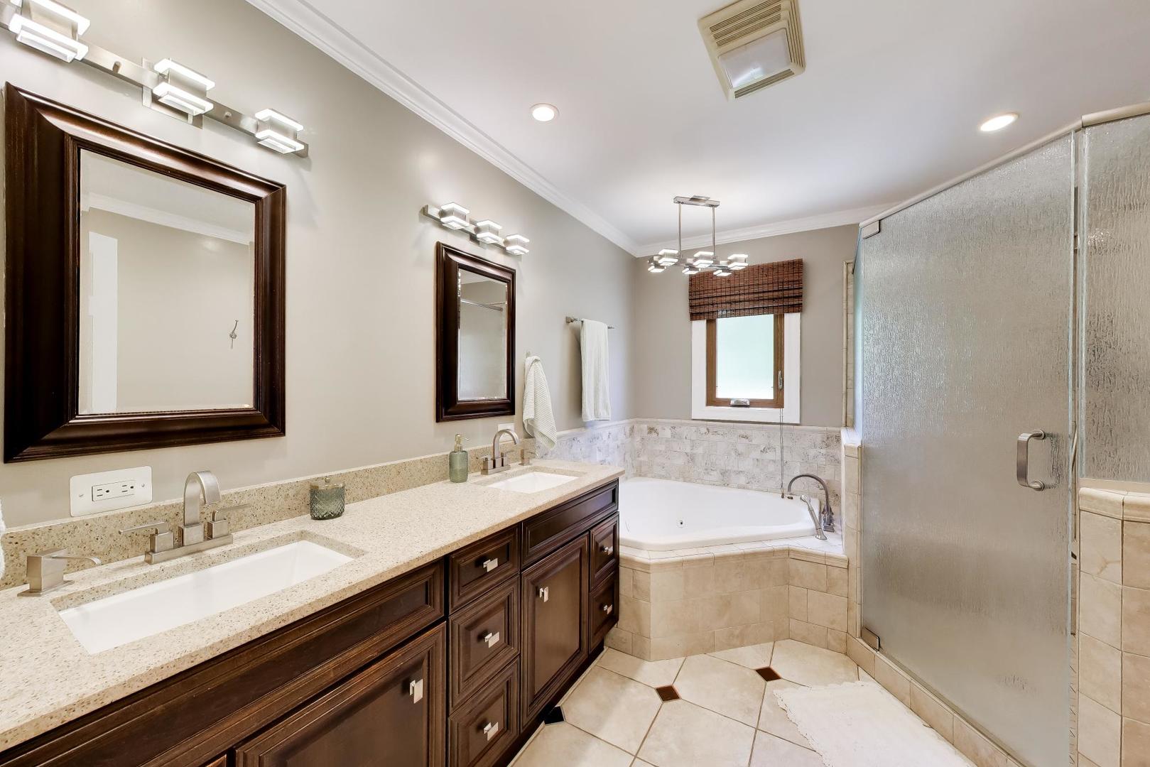 2147 Green Valley Road Darien, IL 60561 - Photo 13 of 31 Gallery Image 13