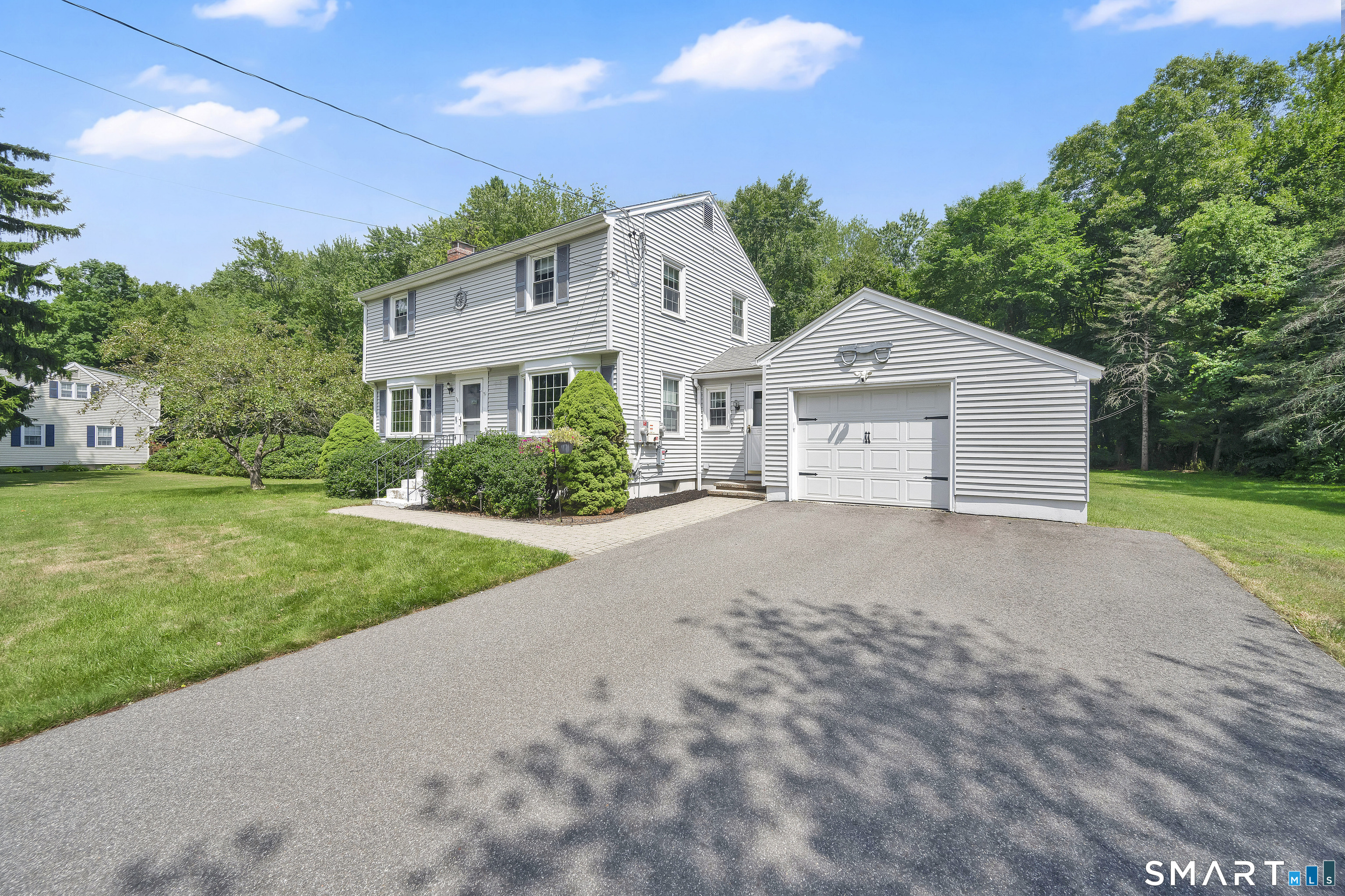 16 Gardner Road Vernon, CT 06066 - Photo 4 of 37