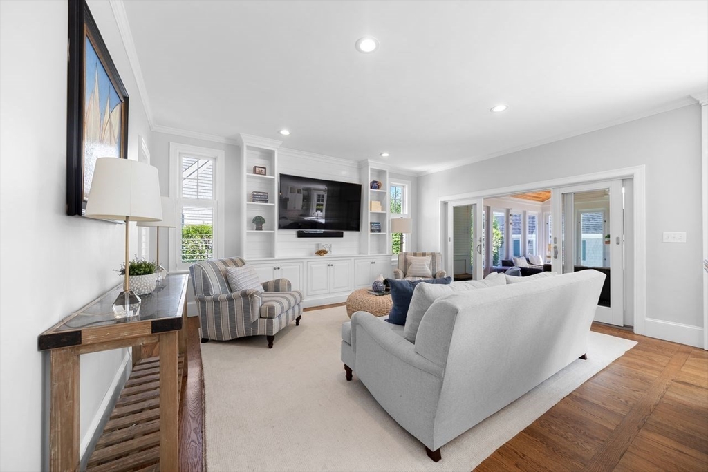 19 Michael Avenue Scituate, MA 02066 - Photo 9 of 40