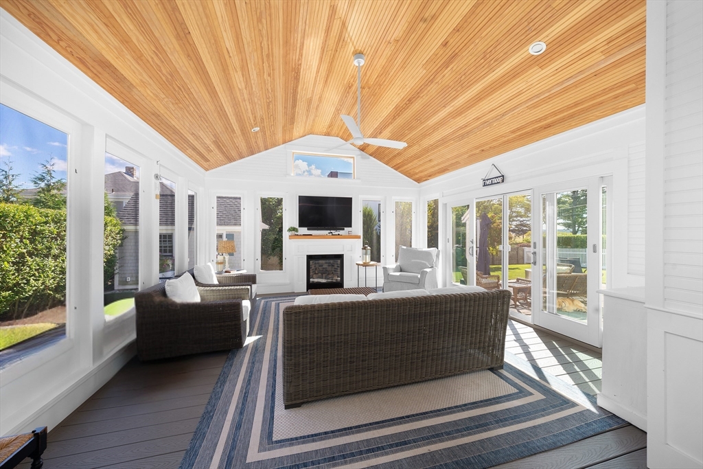 19 Michael Avenue Scituate, MA 02066 - Photo 10 of 40