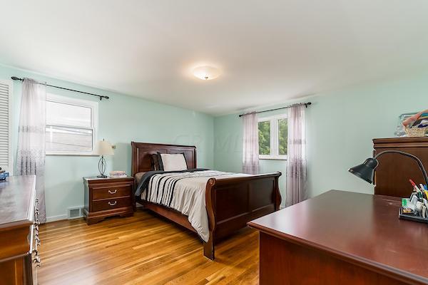 2208 Dorset Road Columbus, OH 43221 - Photo 13 of 25