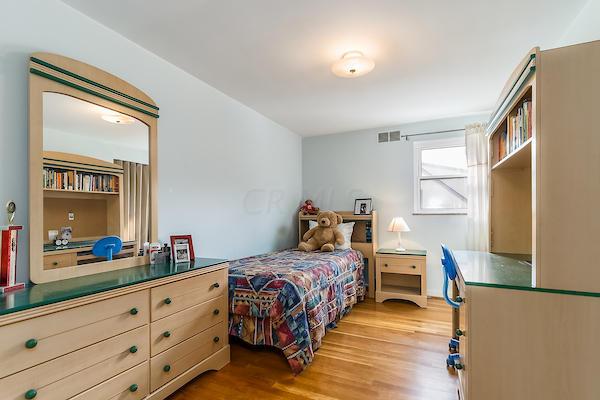 2208 Dorset Road Columbus, OH 43221 - Photo 16 of 25