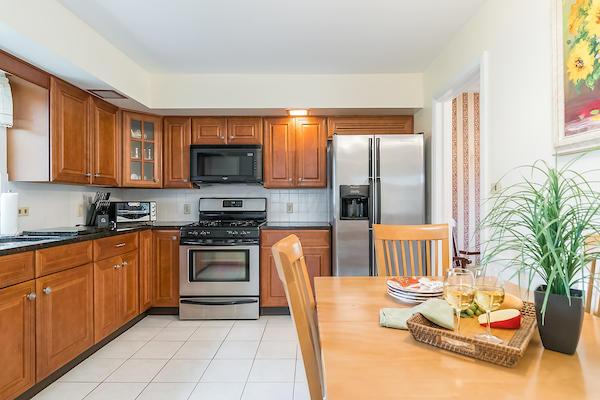 2208 Dorset Road Columbus, OH 43221 - Photo 5 of 25
