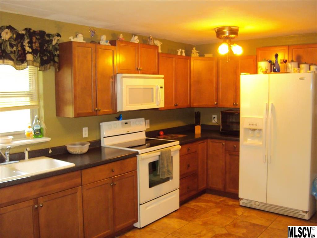 1185 Robinwood Road Newton, NC 28658 - Photo 8 of 12 Gallery Image 8