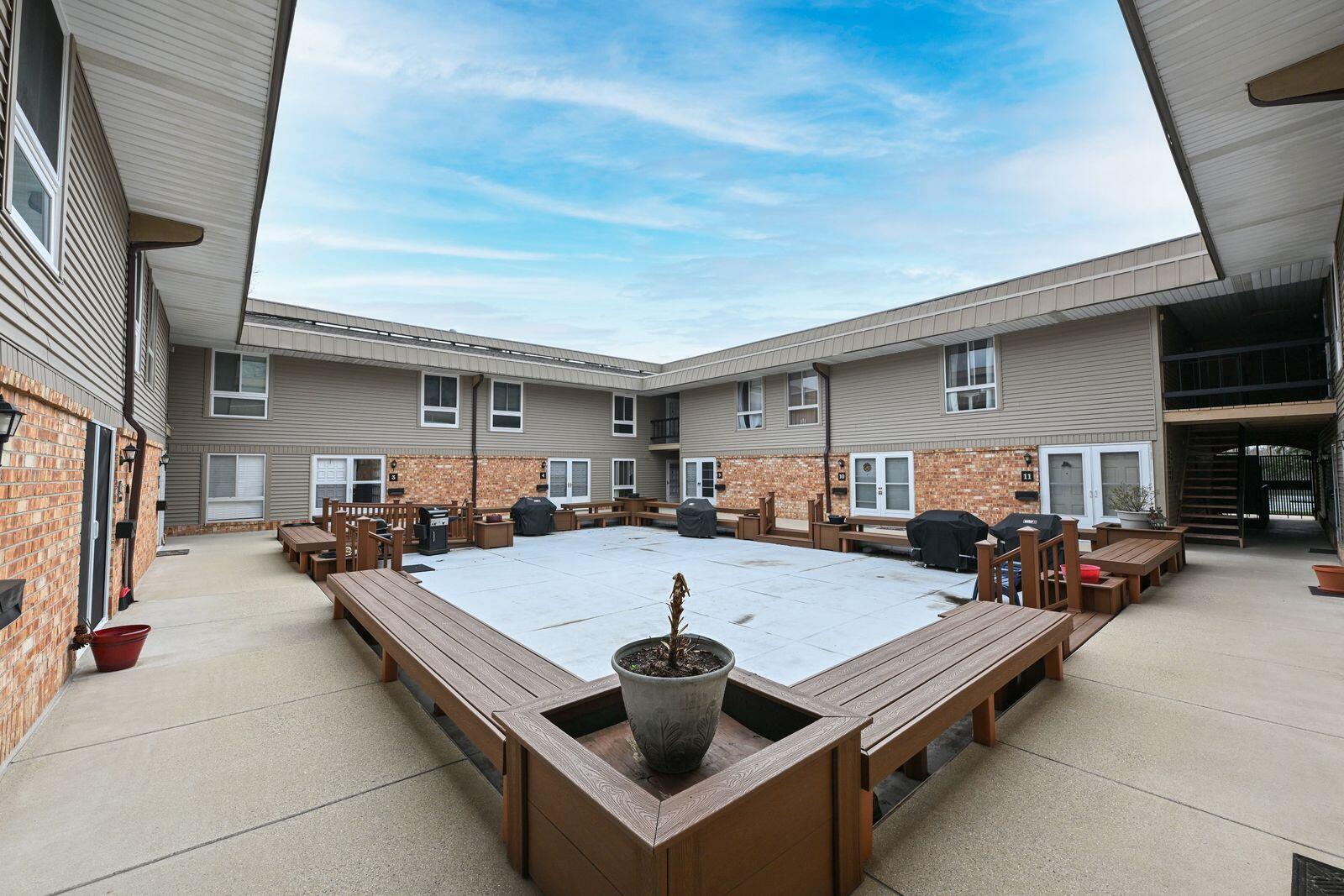 11957 West Appleton Avenue, Unit 8 Milwaukee, WI 53224 - Photo 27 of 36 Appleton25