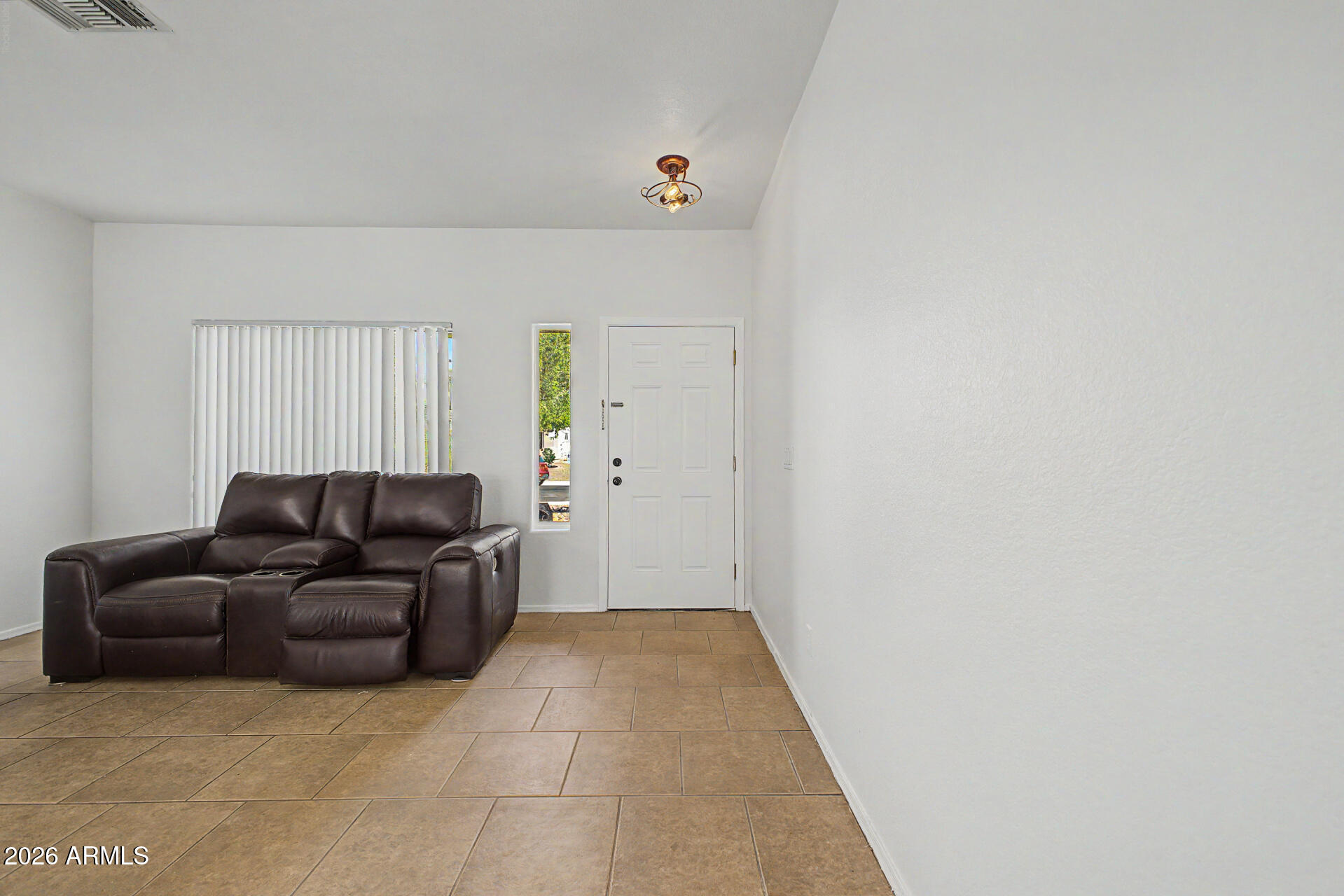 3742 East Sandy Way Gilbert, AZ 85297 - Photo 9 of 45
