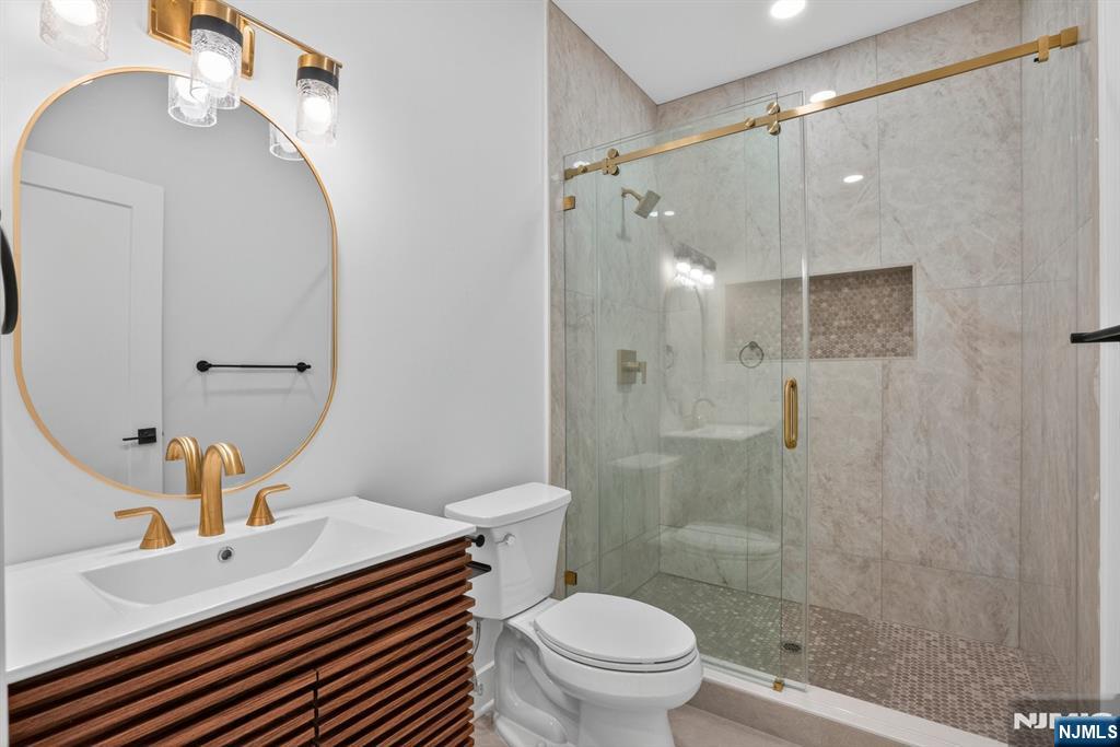 81 Ridge Drive Livingston, NJ 07039 - Photo 31 of 49