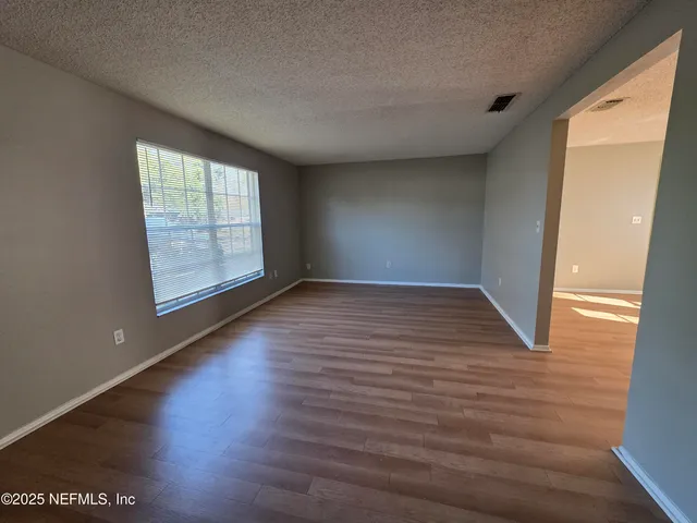 $1,475 | 2709 Julie Lane, Middleburg, FL 32068