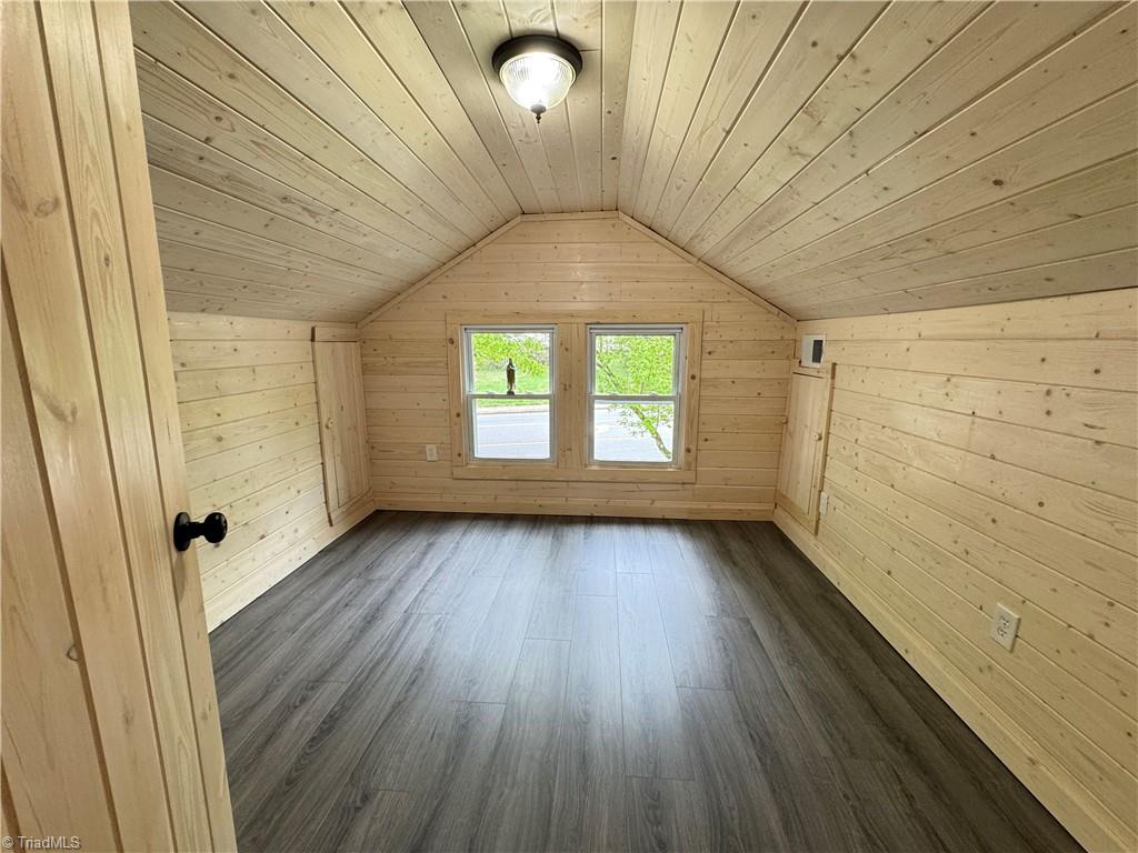 1230 Bridge Street Elkin, NC 28621 - Photo 27 of 33