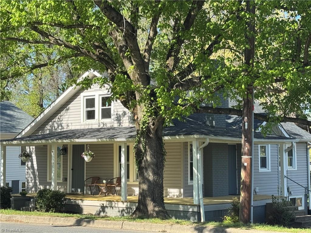 1230 Bridge Street Elkin, NC 28621 - Photo 4 of 33